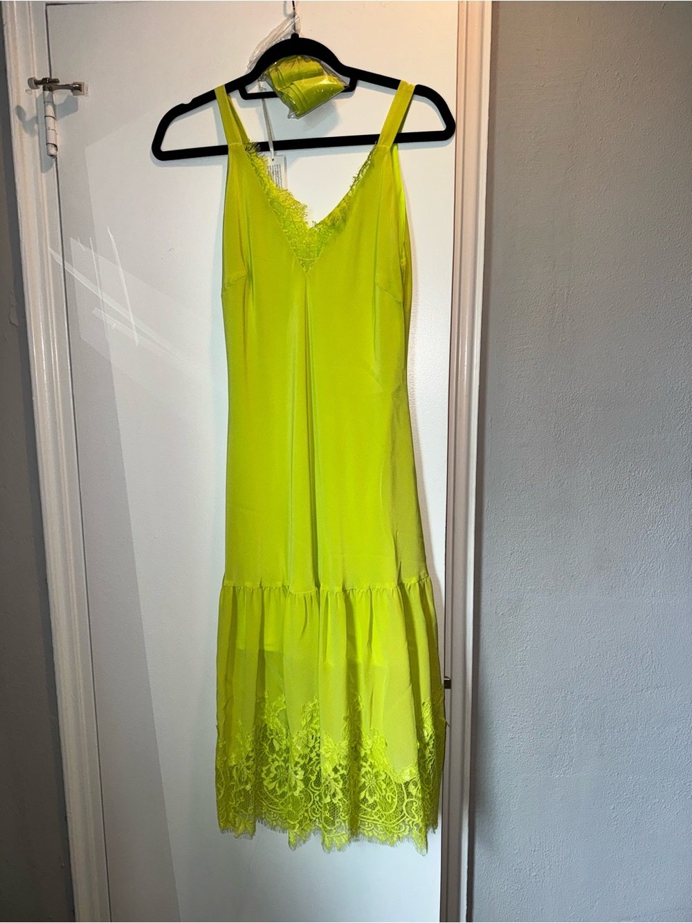 Gold Hawk 100% Silk Belted Dress NWT